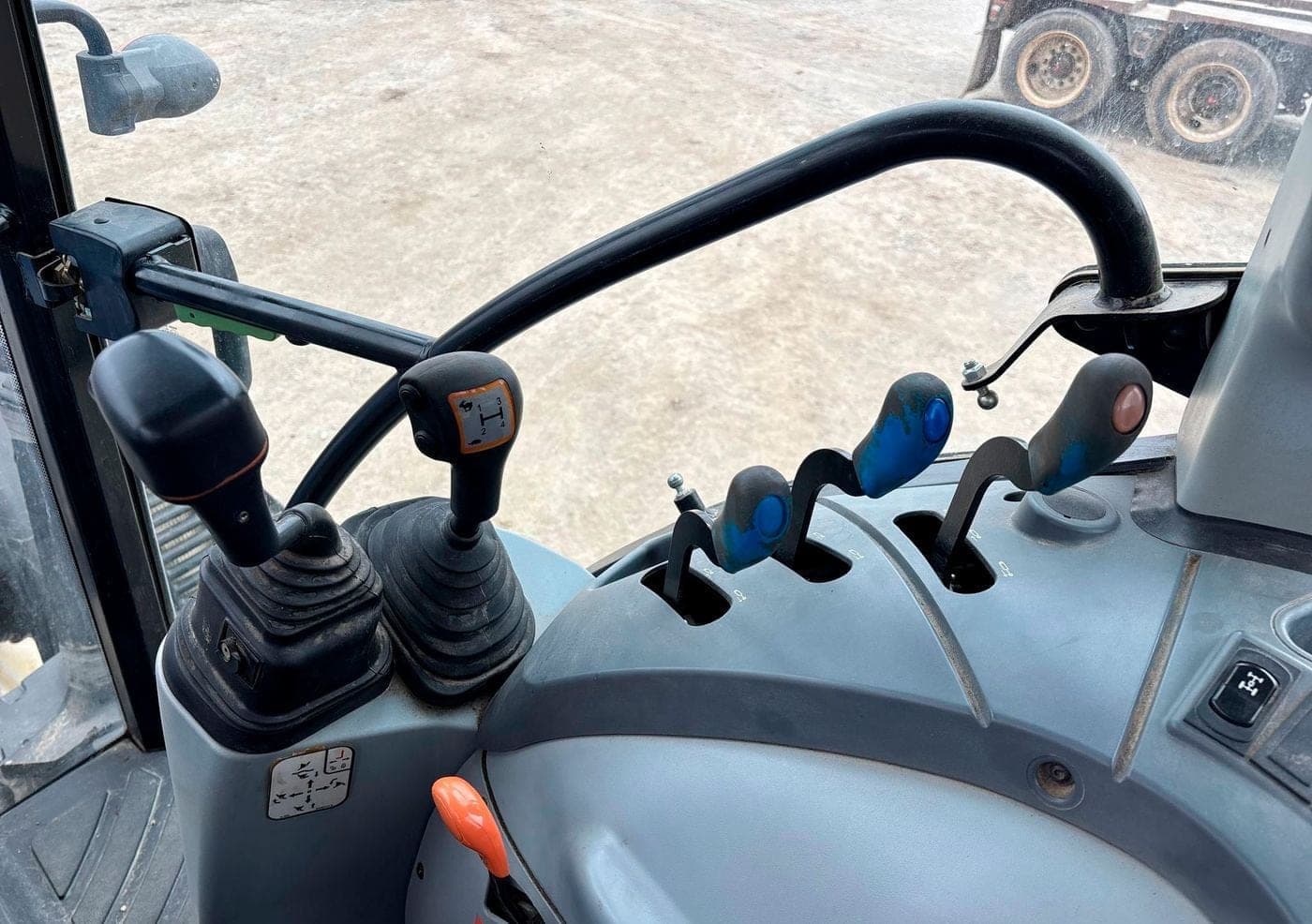 2015 New Holland TS6.120 MFWD