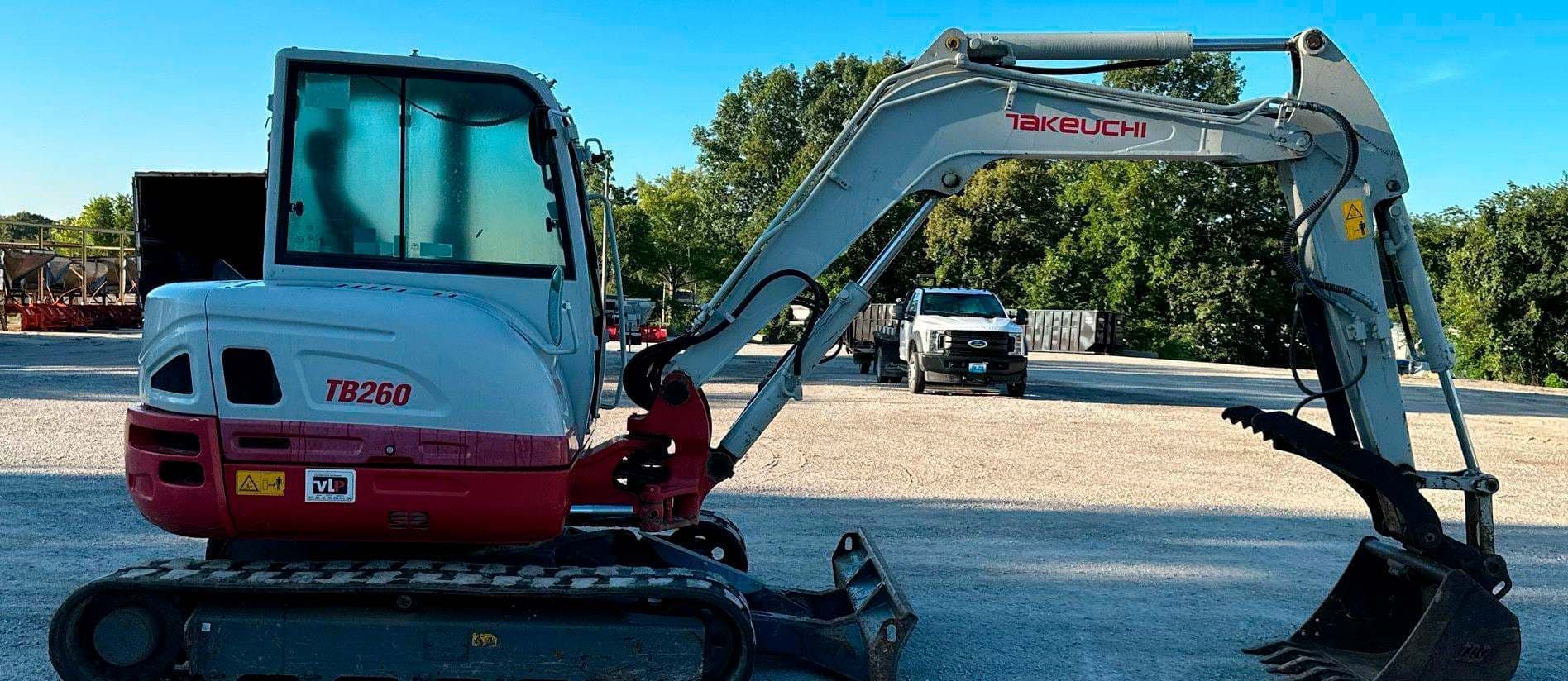 2016 Takeuchi TB260