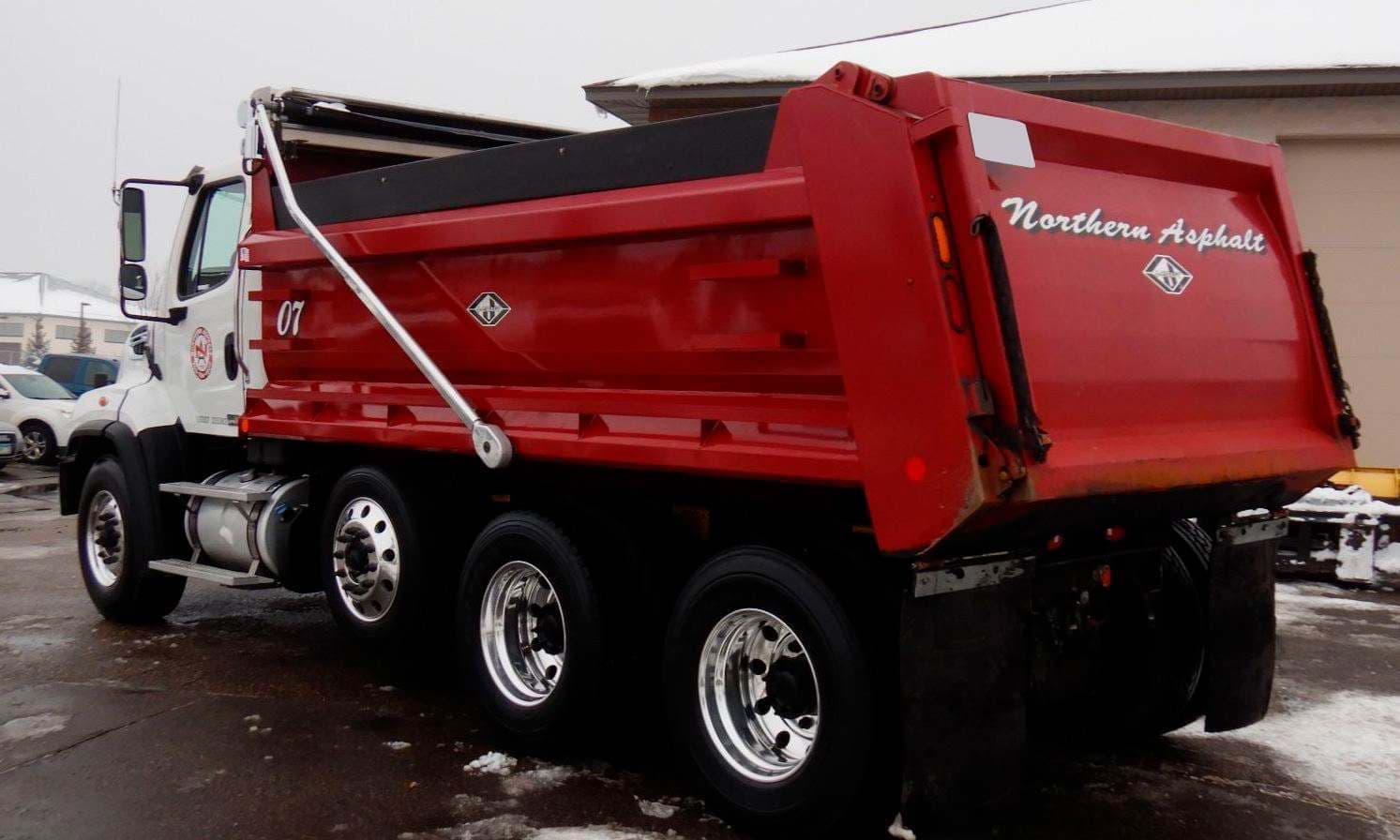 2017 Freightliner 114SD