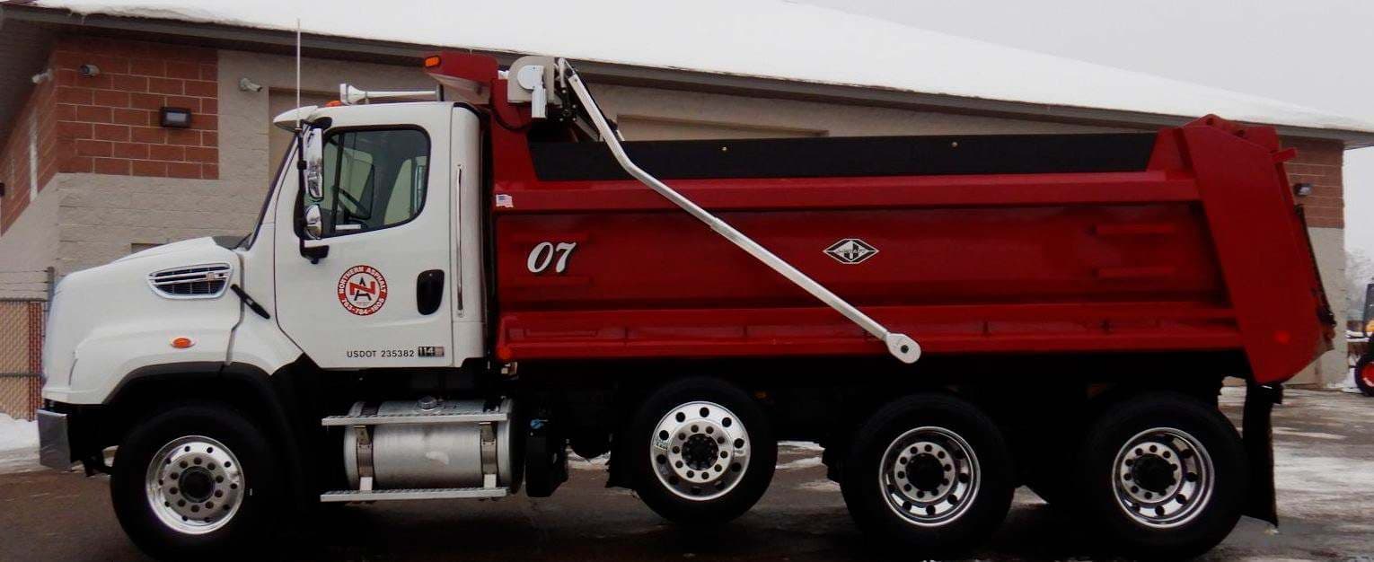 2017 Freightliner 114SD