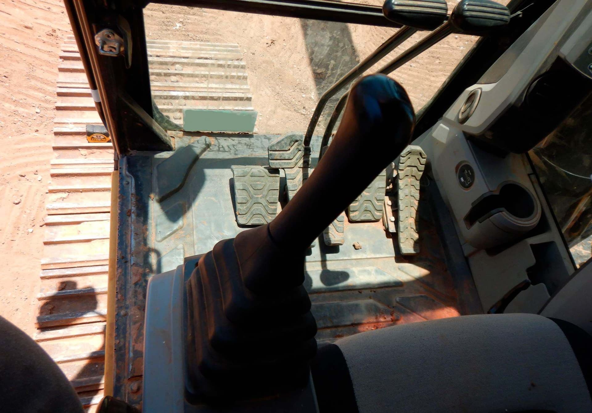 2018 Caterpillar 330FL