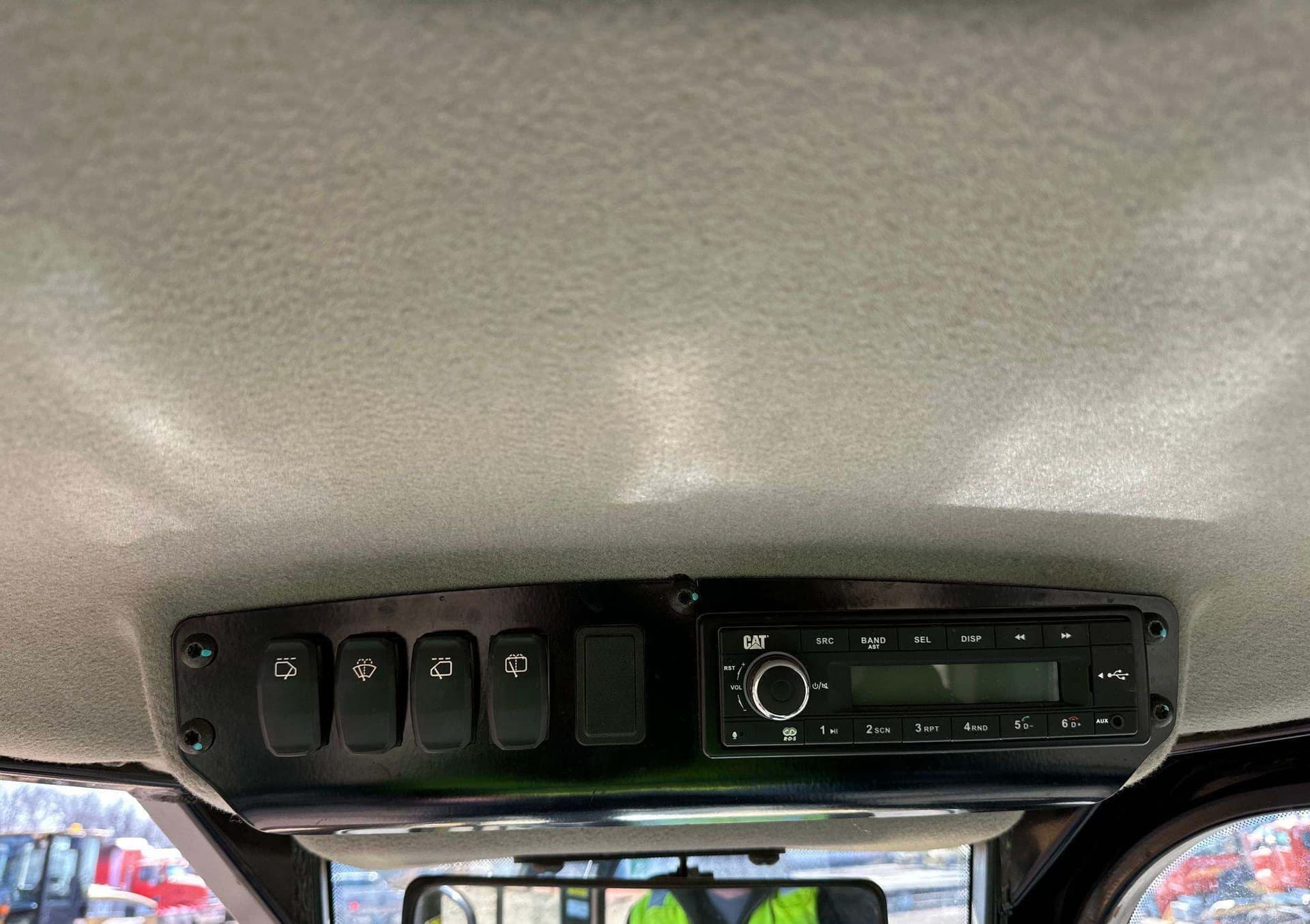2019 Caterpillar D5K2 LGP