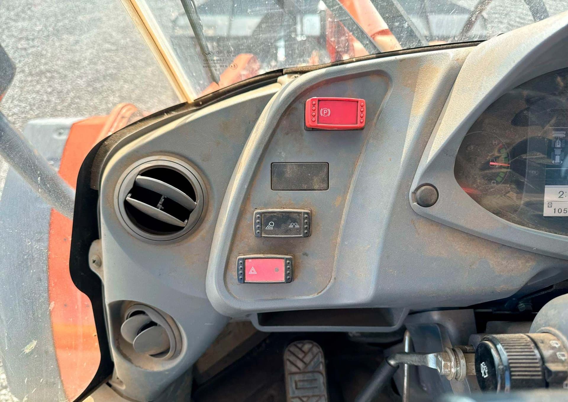 2021 Hitachi ZW220-6