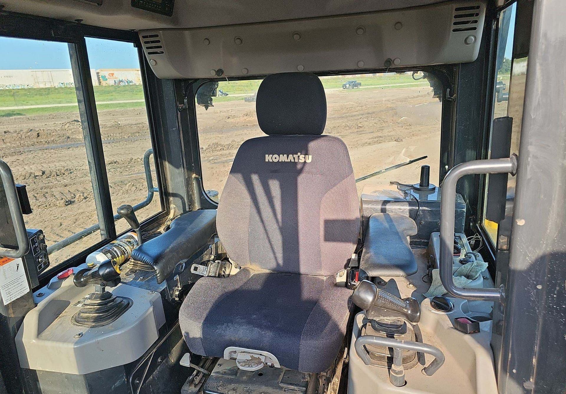 2022 Komatsu D71PXI-24