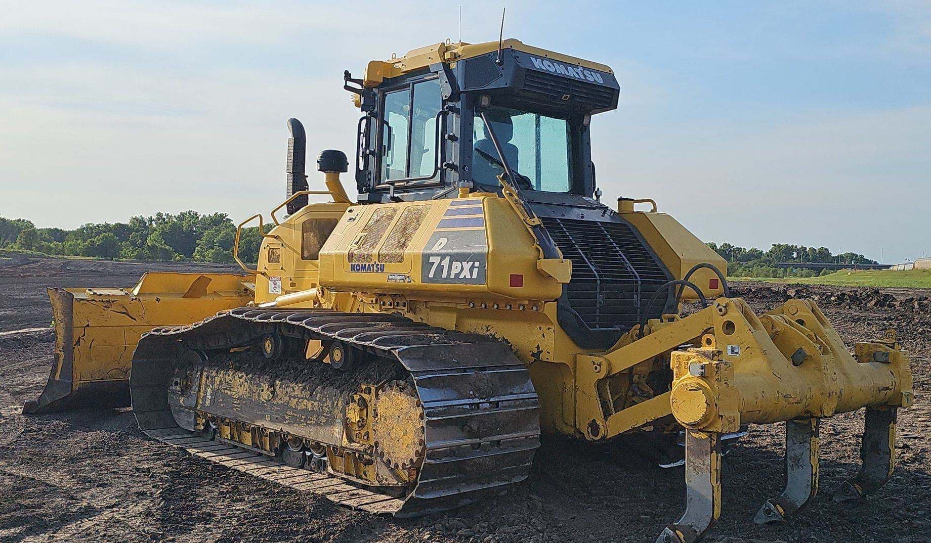 2022 Komatsu D71PXI-24