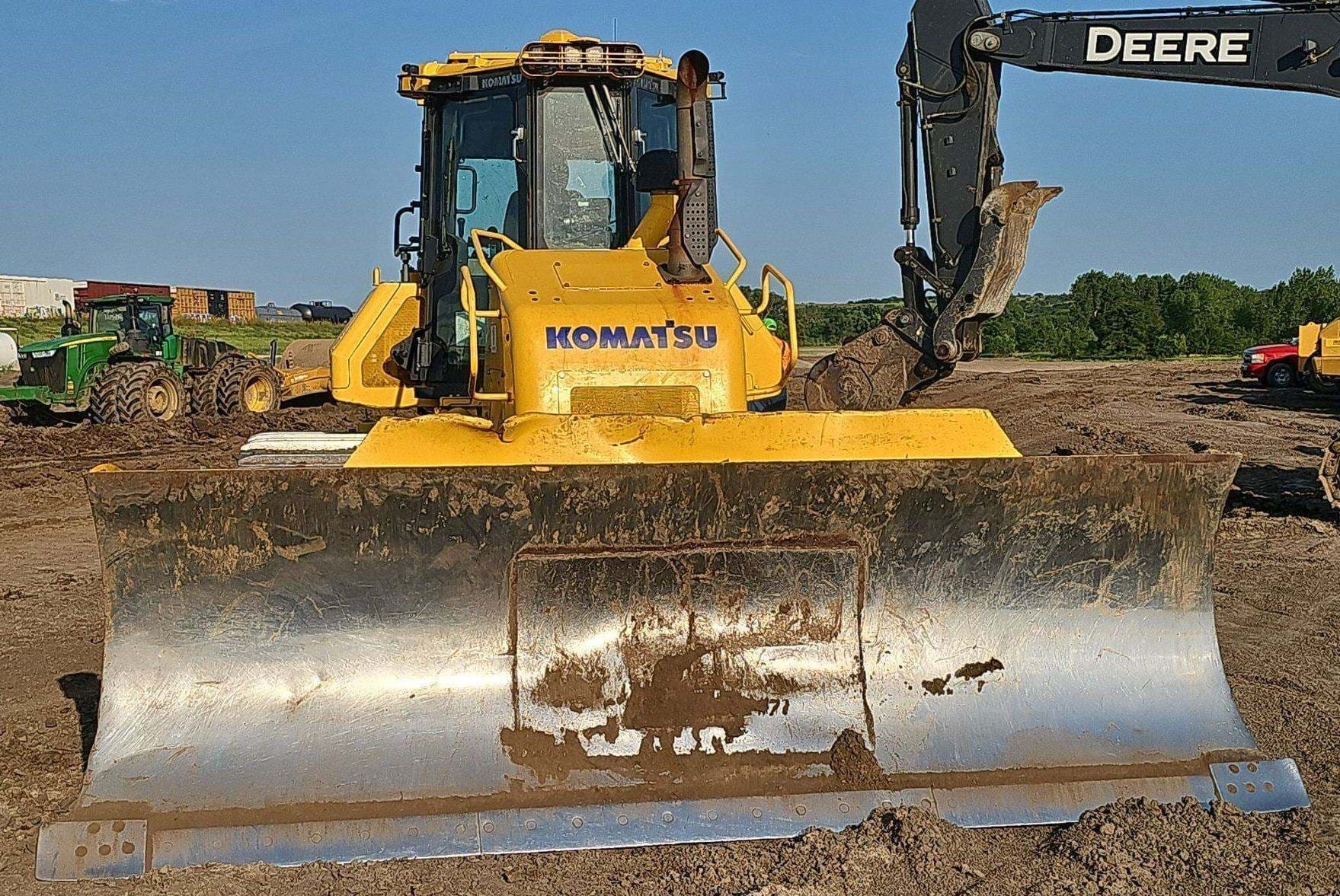 2022 Komatsu D71PXI-24